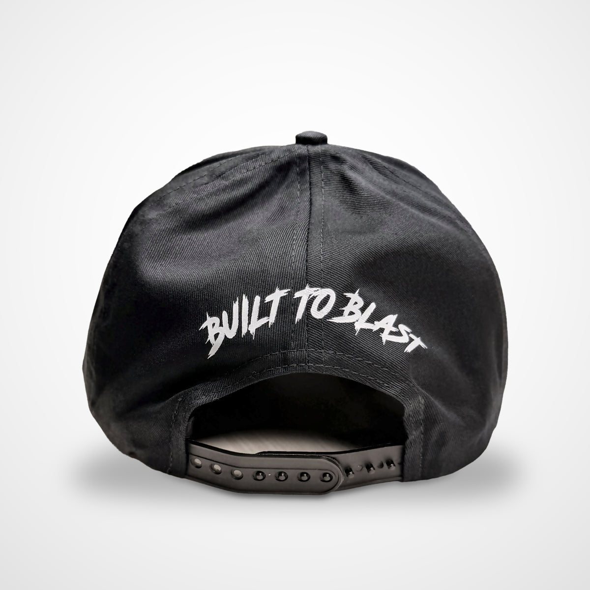 Arrière de la casquette DEEPCORE : BUILT TO BLAST et fermeture snapback